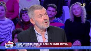 "La statue l’a bien arrangée physiquement" : Éric Naulleau attaque Léna Situations après son entrée au musée Grévin, l'influenceuse répond