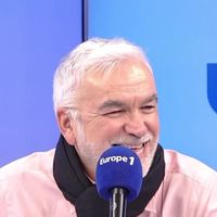 Audiences radio : "Les grosses têtes" de Laurent Ruquier plonge sur RTL, Pascal Praud donne de l'élan à Europe 1, flop pour Cyril Hanouna sur Fun Radio