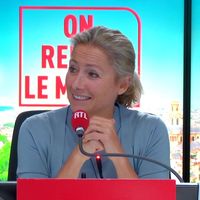 Audiences radio, le match des soirées : Anne-Sophie Lapix fait-elle mieux qu'Yves Calvi dans "RTL Soir" ?