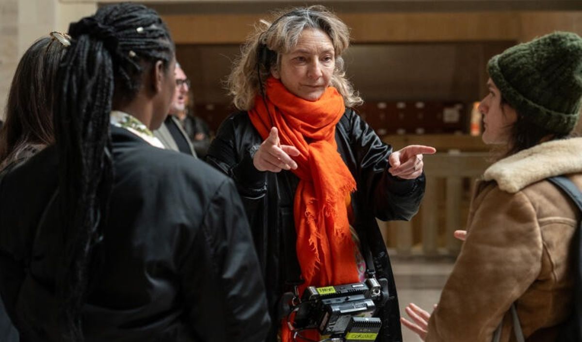 Audiences : Flop pour le premier téléfilm réalisé par Corinne Masiero pour France 2, battu par la nouvelle série de TF1 et une rediffusion de "Secrets d'histoire"