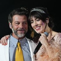 "C'est dommage de refuser d’y aller" : Christophe Maé estime qu'il est "naturel" de participer aux Enfoirés "quand on est un artiste populaire"