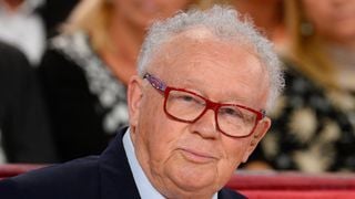 Déprogrammation : France 2 bouscule sa soirée pour rendre hommage à Philippe Bouvard ce mardi