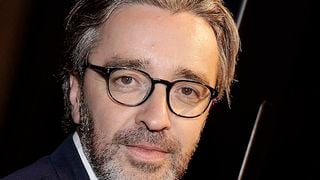 "J'ai demandé aux équipes d'être particulièrement à l'écoute" : Pierre-Antoine Capton, producteur de "C à vous", réagit aux critiques rapportant "une atmosphère de travail désagréable" en coulisses