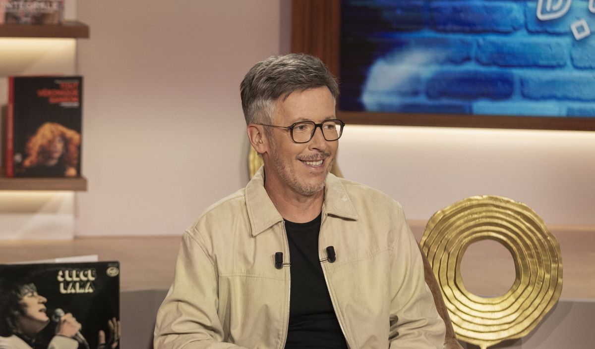 "Si on n'a pas d'infos, il vaut mieux se taire" : Jean-Luc Lemoine dézingue le "journaliste d'investigation" Bernard Montiel après son éviction de "Samedi d'en rire"