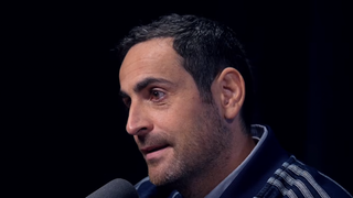 "Cyril Hanouna aurait bien aimé qu'on continue une année ou deux" : Camille Combal révèle enfin les circonstances de son départ de "Touche pas à mon poste"