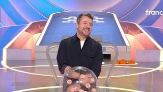 "J'ai toujours peur que ça décline" : Bruno Guillon réagit aux bonnes audiences de "Chacun son tour" et "Tout le monde a son mot à dire" sur France 2