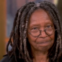 "Vous avez du sang sur les mains" : Furieuse, Whoopi Goldberg interpelle l'administration de Donald Trump en direct à la télévision américaine