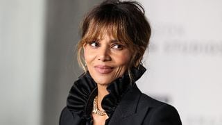 Prime Video dégaine aujourd'hui son film événement du printemps avec Chris Hemsworth et Halle Berry