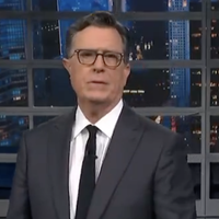 "Allez vous faire foutre" : L'animateur américain Stephen Colbert répond à Donald Trump après l'arrêt décrié de son "Late Show"