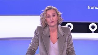Audiences pré-access : Record de saison pour "C dans l'air" et Caroline Roux sur France 5, Cyril Hanouna sur W9 plus fort que Yann Barthès sur TMC