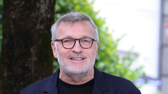 "Chez Ruquier" : Qui sont les premiers invités de Laurent Ruquier ce soir sur T18 ?