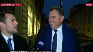 "J'attendais une confirmation de François Bayrou, je ne l'ai pas eue" : En direct sur LCI, le ministre des Transports révèle qu'il a appris sa nomination en regardant la télévision