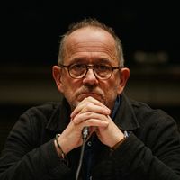 "Au-delà de la captation illégale, le contenu a été falsifié" : Thomas Legrand et Laurence Bloch portent plainte contre CNews et Europe 1 après l’enregistrement et la divulgation d’une conversation privée