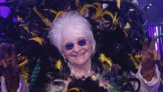 "C'était horrible" : Catherine Lara marquée à vie par son "souvenir affreux" de sa participation à "Mask Singer"