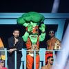 "Le brocoli" de "Mask Singer" et Camille Combal bien entourés sur TF1