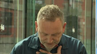"Je ne me sens pas bien, excusez-moi" : Un journaliste victime d’une "soudaine chute de tension" en plein duplex sur la RTBF