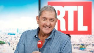 Après 15 ans d'antenne sur RTL, Yves Calvi va faire ses adieux à la station vendredi