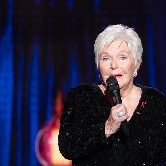 Line Renaud lors de l'enregistrement de l'émission "Sidaction, ensemble contre le Sida - Merci Line" au Paradis Latin à Paris en mars 2021.