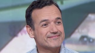 "Je gagne 35 centimes par vente" : Fabien Olicard révèle combien lui rapporte vraiment son dernier livre