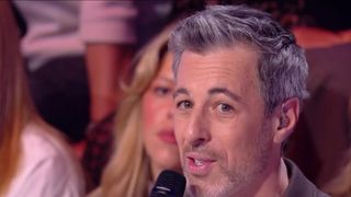 Évaluations “très spéciales” et retour dans leur famille : Michael Goldman annonce le programme à venir de Sarah et Léa dans "Star Academy"