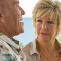 Audiences : Véronique Jannot a-t-elle permis à "Camping Paradis" sur TF1 de reprendre l'avantage sur "L'amour est dans le pré : que sont-ils devenus ?" sur M6 ?