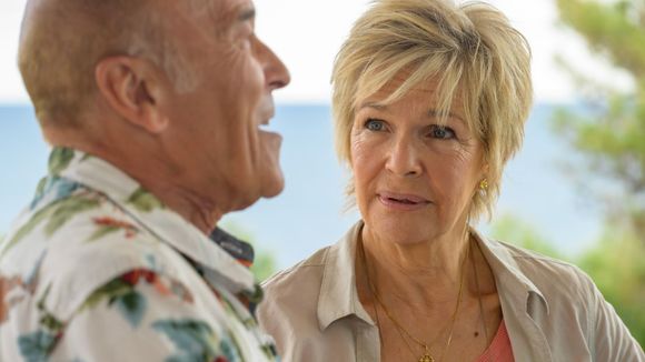 Audiences : Véronique Jannot a-t-elle permis à "Camping Paradis" sur TF1 de reprendre l'avantage sur "L'amour est dans le pré : que sont-ils devenus ?" sur M6 ?