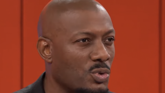 "Quand vous regardez CNews, vous savez quelle est sa grille de lecture" : Comme Delphine Ernotte, Harry Roselmack considère la chaîne du groupe Bolloré comme un "média d'opinion"