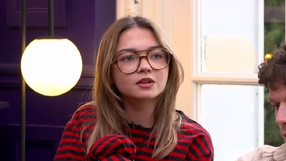 "Star Academy" 2025 : Qui de Jeanne, Lily ou Melissa devrait quitter le château ce soir ? Les estimations de notre sondage