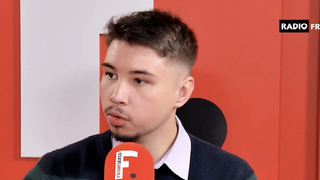 Le média d'extrême droite "Frontières" régularise la situation d'un de ses journalistes... également assistant d'un député UDR, allié au RN