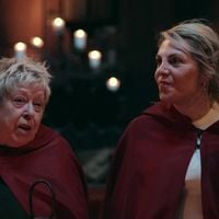 "Je l'ai fait pour Danielle" : Anne-Élisabeth Blateau ("Les traîtres" sur M6) revient sur sa "mauvaise stratégie" d'avoir recruté Frédérique Bel en 3e traître