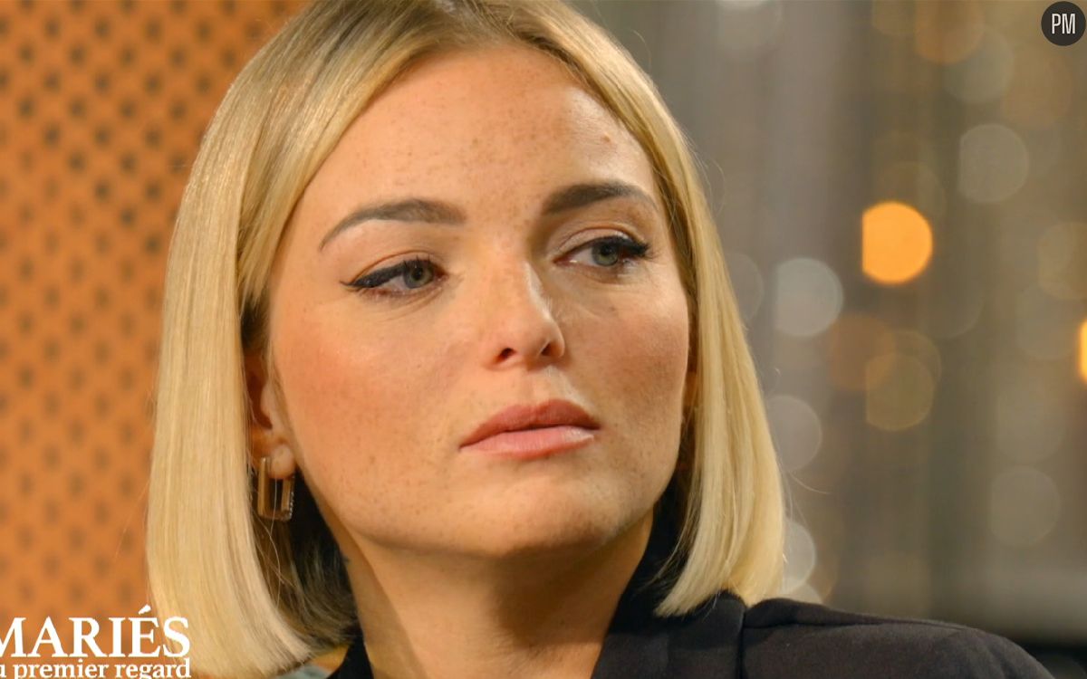 Ça a été la descente aux enfers" : Julie de "Mariés au premier regard" revient sur son expérience très difficile dans l'émission - Puremédias