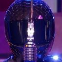 "Mask Singer" 2025 : Qui était l’invité surprise qui se cachait sous le Pilote et a aidé Laurent Ruquier et Chantal Ladesou dans leurs enquêtes ?