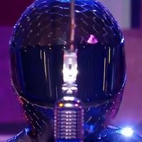 "Mask Singer" 2025 : Qui était l’invité surprise qui se cachait sous le Pilote et a aidé Laurent Ruquier et Chantal Ladesou dans leurs enquêtes ?