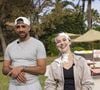 Anthony Alcaraz et Solène Fouquez sur le tournage de "Excape Island" sur TFX.