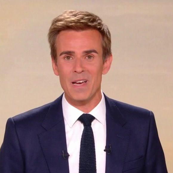 Jean-Baptiste Marteau aux commandes du "20 Heures" de France 2.