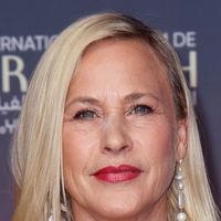 Numéro 1 dans plus de 81 pays : Quasiment inconnue en France, cette série dramatique brillante cartonne partout dans le monde
