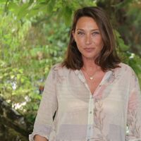 "Ma vie a changé catégoriquement" : Laura Smet ("Surface") confie ne pas avoir bu "une goutte d'alcool" depuis 12 ans